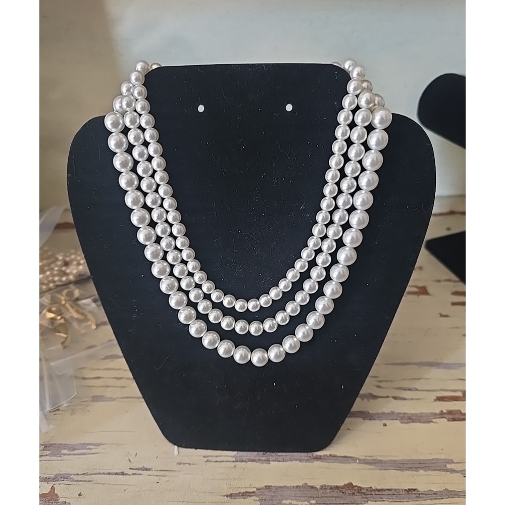 Vtg Silver Tone White Faux Pearls 3-Strand Japan Fashion Jewelry Beaded Necklace